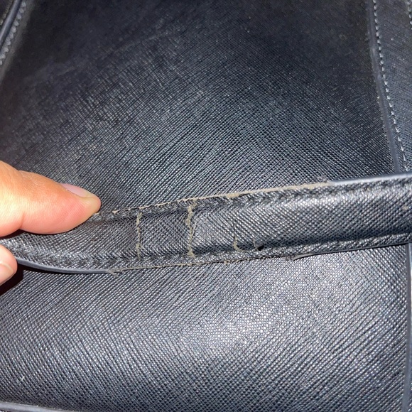 Michael Kors  Black Sady Large Leather Tote - Picture 6 of 13